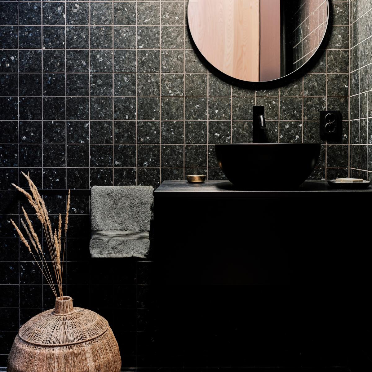 LUNDHS® Emerald® square tiles  –  photo courtesy of Morten Rakke for LUNDHS®